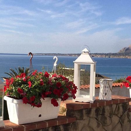Villa Sul Mare Palazzolo Trappeto  Exteriör bild