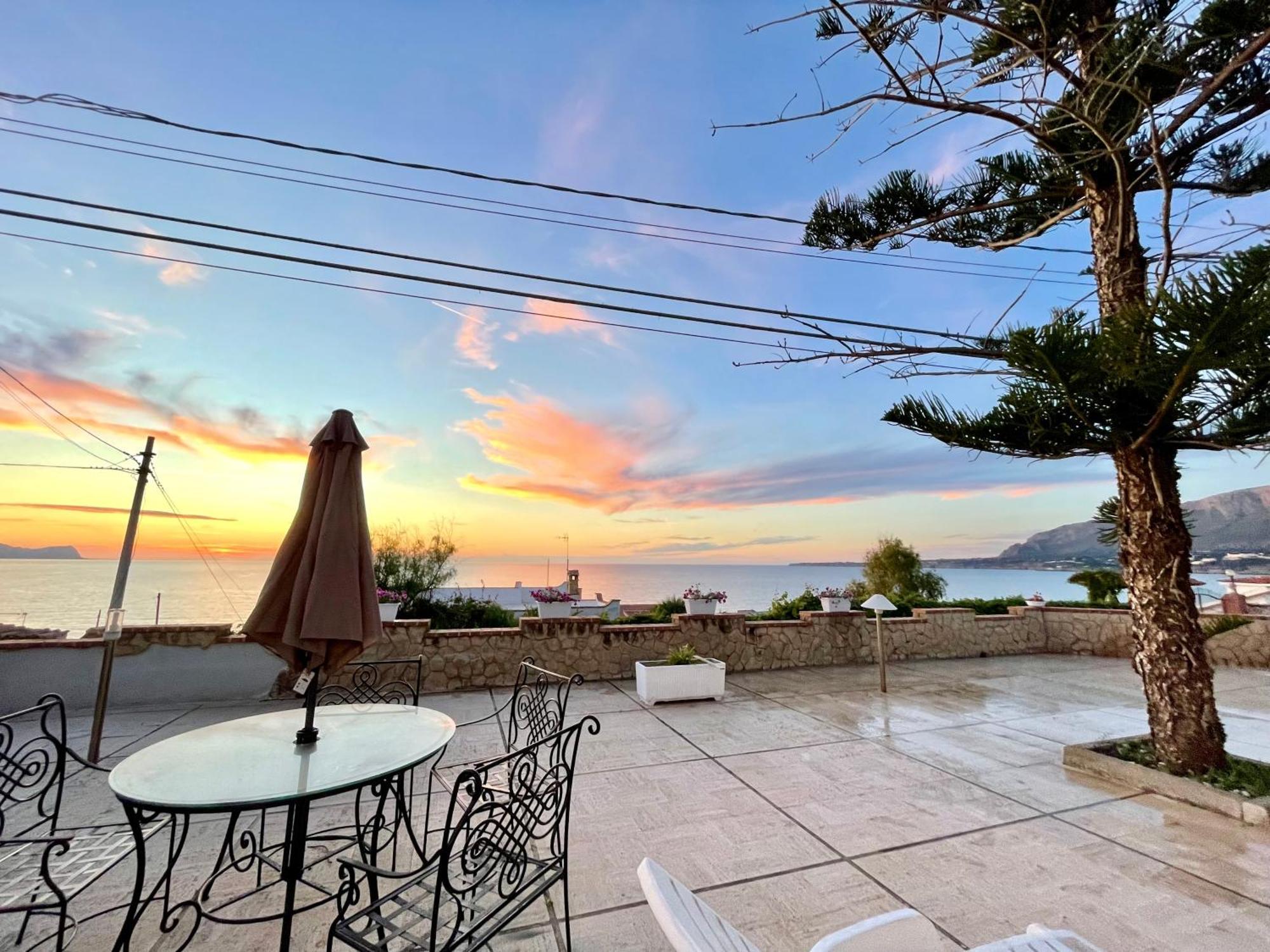Villa Sul Mare Palazzolo Trappeto  Exteriör bild